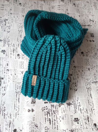 Комплект зимний шапка и снуд