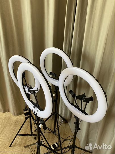Кольцевая лампа 45см со штативом