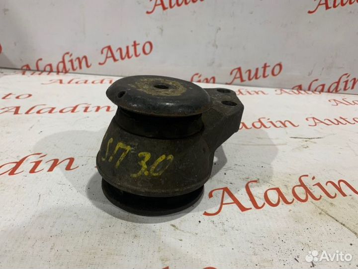 Подушка двигателя Ford Escape