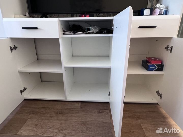 Стенка в гостиную