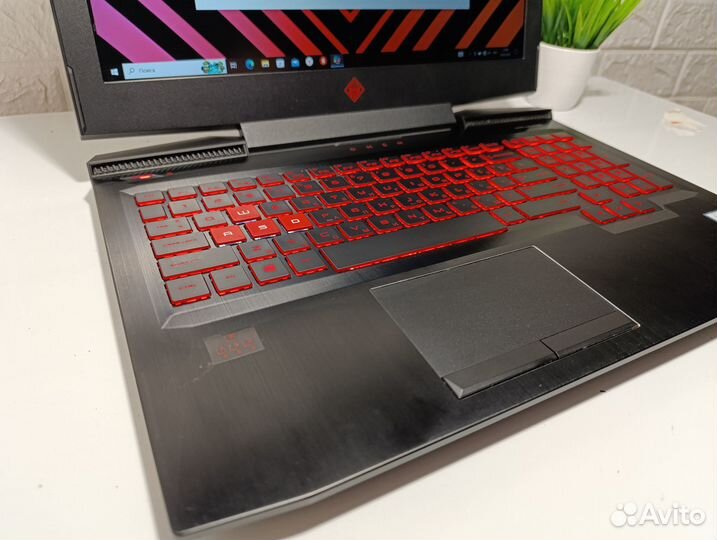 HP omen core i7-7700HQ/GTX 1050 Ti