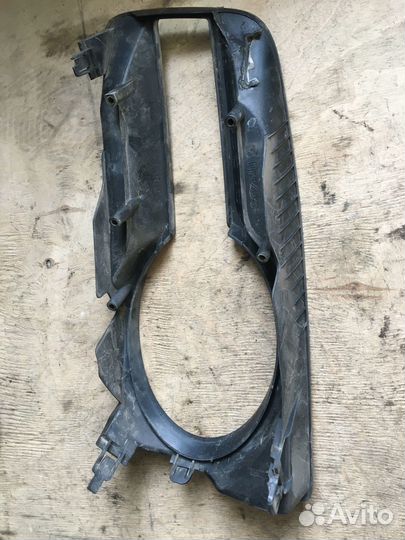 Накладка рамка птф правой Mazda CX-7