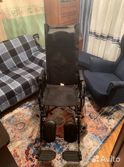 Новое кресло-коляска для инвалидов и детей инвалид
