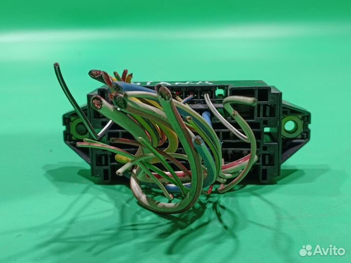 Блок предохранителей для Suzuki Liana