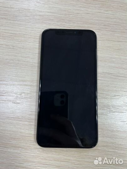 iPhone X, 64 ГБ