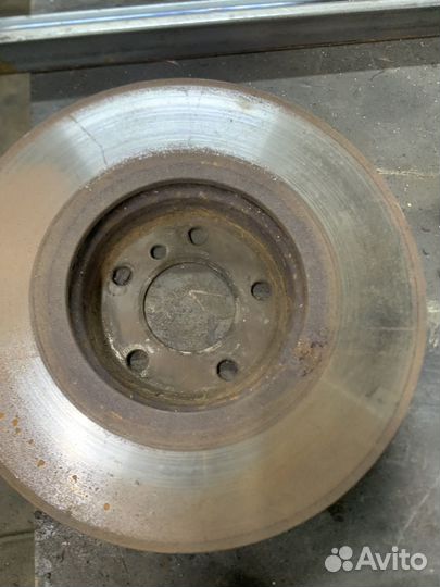 Диск тормозной передний BMV e53