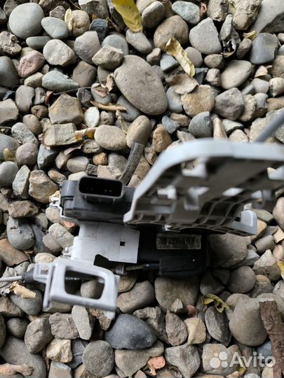 Hyundai sonata 2013 замок двери передний правый