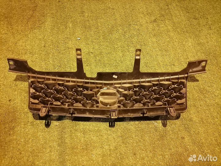 Решетка радиатора 62310EQ000 Nissan X-Trail NT30