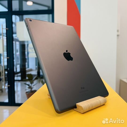 iPad 8 2020 Wi-FI (32GB, Space Gray)