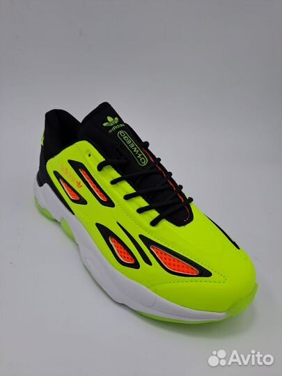 Кроссовки adidas ozweego