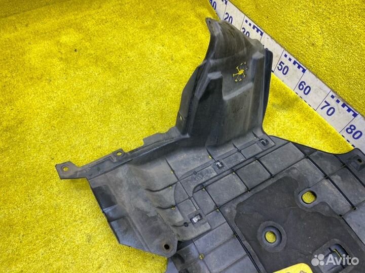 Защита двигателя передняя Honda Vezel