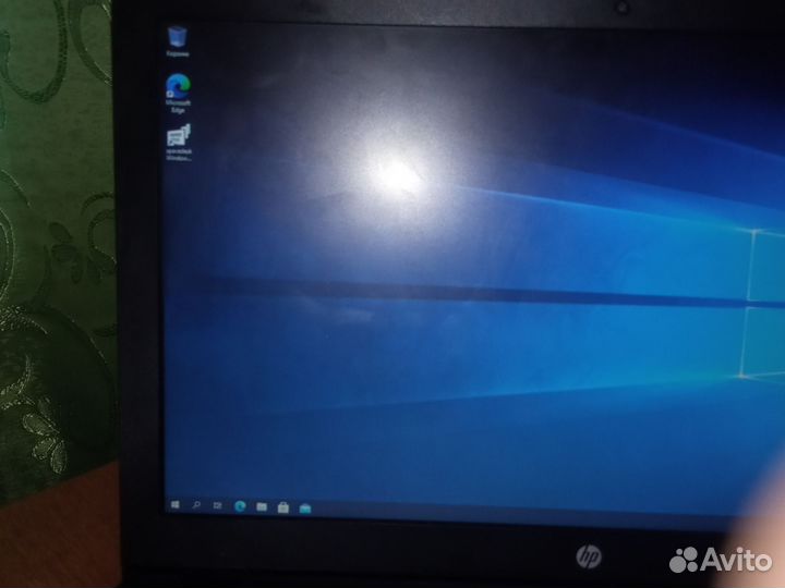 Продам ноутбук. Полностью чистый. С зарядкой