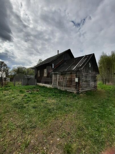 Дом 23,4 м² на участке 20 сот.