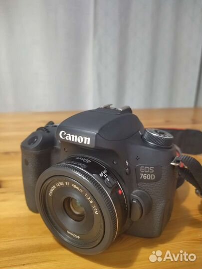 Зеркальный фотоаппарат canon 760d