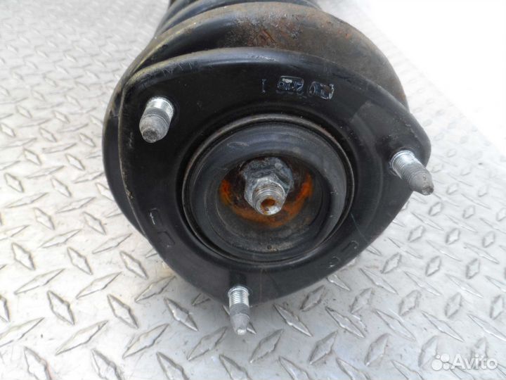 Амортизатор передний L Suzuki Grand Vitara 2 JT