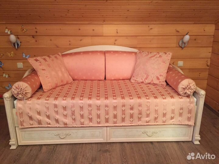 Диван-кровать детский