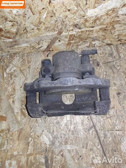 Суппорт тормозной передний правый Ford Fusion