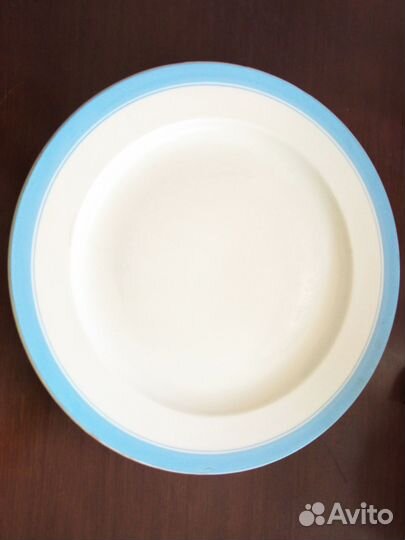 Тарелка- блюдо. Очень большая