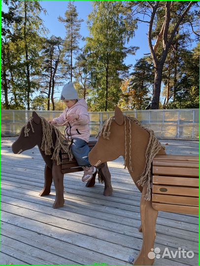 Лошадка на праздник для фотозоны для активных игр