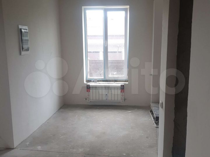 Дом 195 м² на участке 6 га