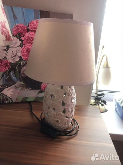 Лампа настольная