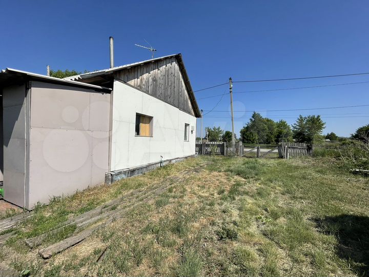 Дом 33 м² на участке 27 сот.