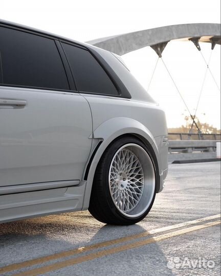 Ковные диски GT Forged R23 на Rolls-Royce Cullinan