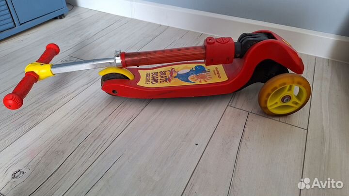 Самокат детский трехколесный