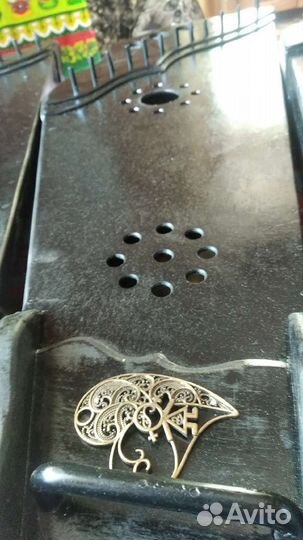 Гусли чёрные 