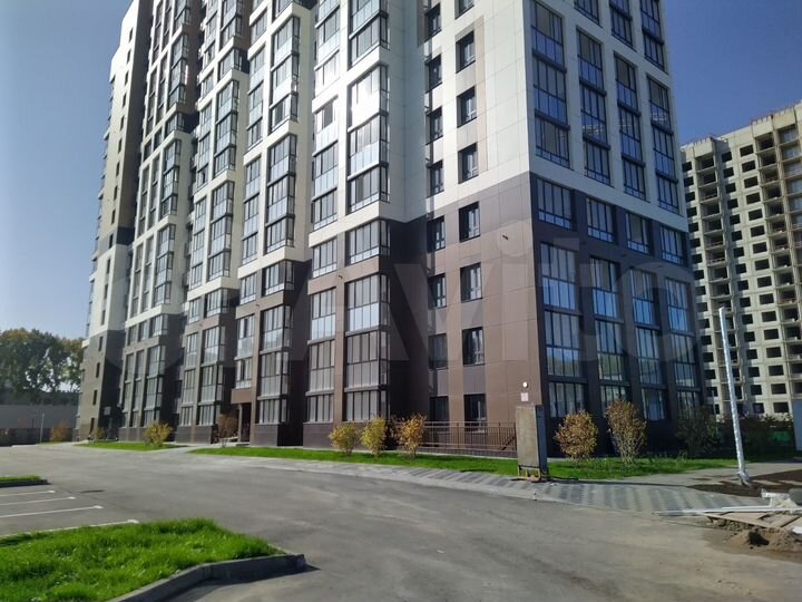 3-к. квартира, 92,8 м², 3/17 эт.