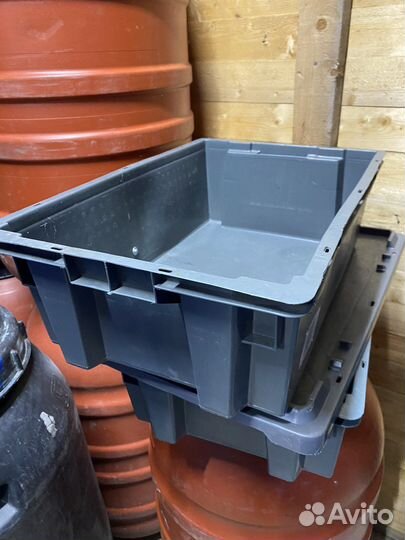 Ящик пластиковый с крышкой пищевой