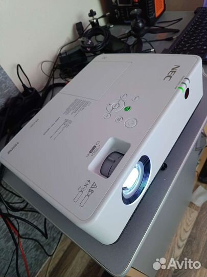 Проектор NEC 3LCD