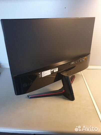 Монитор LG 23.8