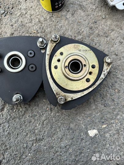 Опорный подшипник с развалом