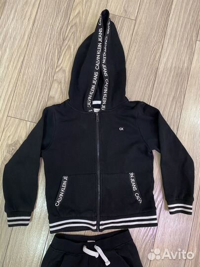 Костюм Calvin Klein на мальчика