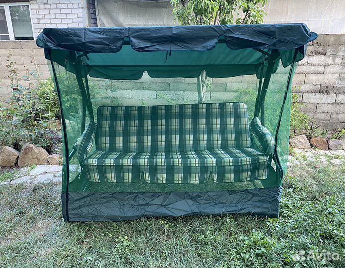 Садовые качели новые