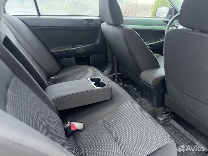 Mitsubishi Lancer 1.5 МТ, 2010, 205 000 км