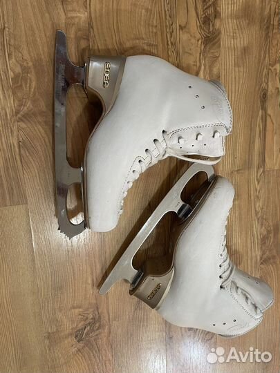 Фигурные коньки Edea Overture 230