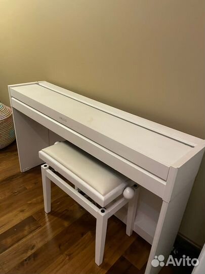 Цифровое пианино yamaha