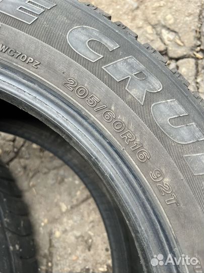 Bridgestone Ice Cruiser 7000 205/60 R16 92T