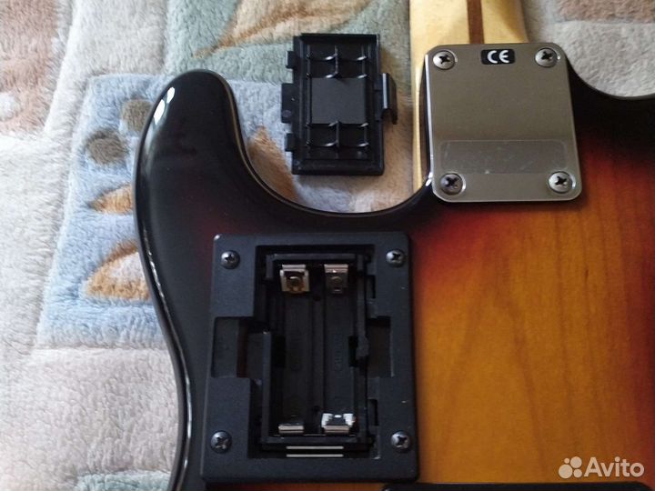 Fender Stratocaster VG Roland