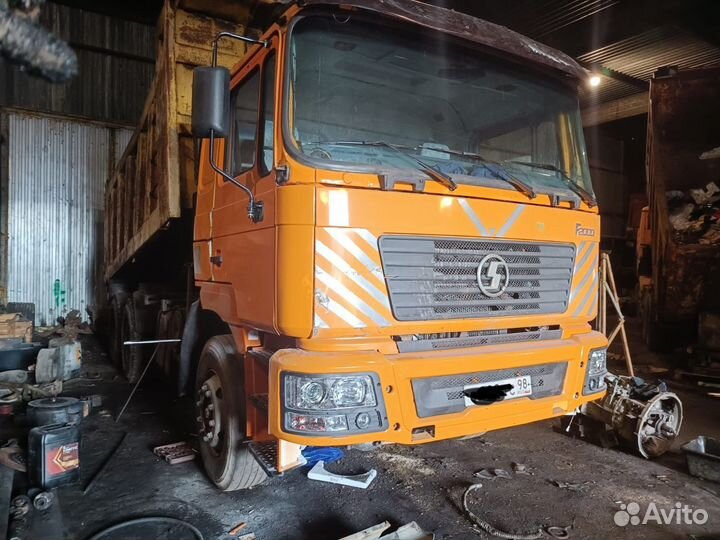 Shacman (Shaanxi) SX3251DR384, 2011