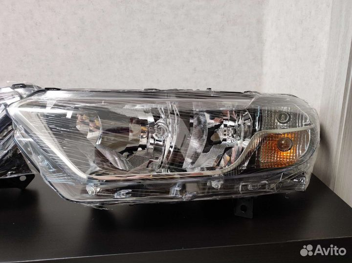 Блок фары Niva Travel лев/прав