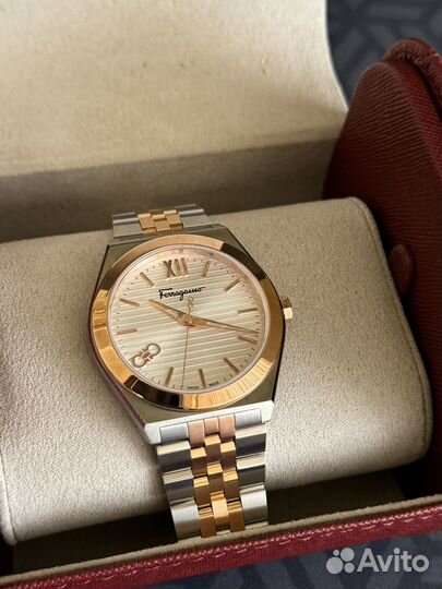 Наручные Часы Salvatore Ferragamo