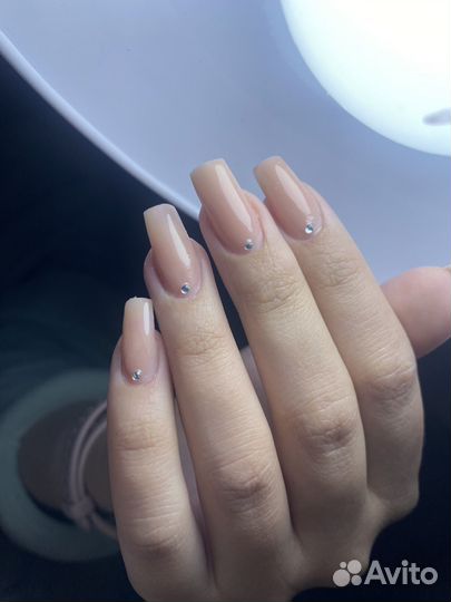 Наращивание ногтей