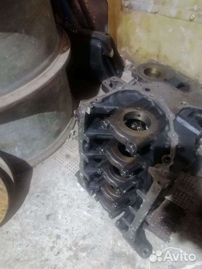 Блок двигателя мицубиси лансер 2006 1.3