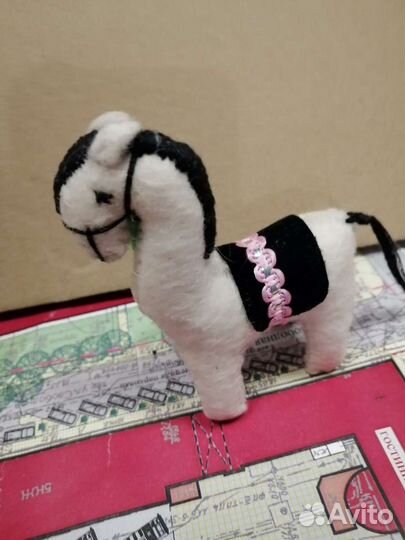 Сувенир из войлока 