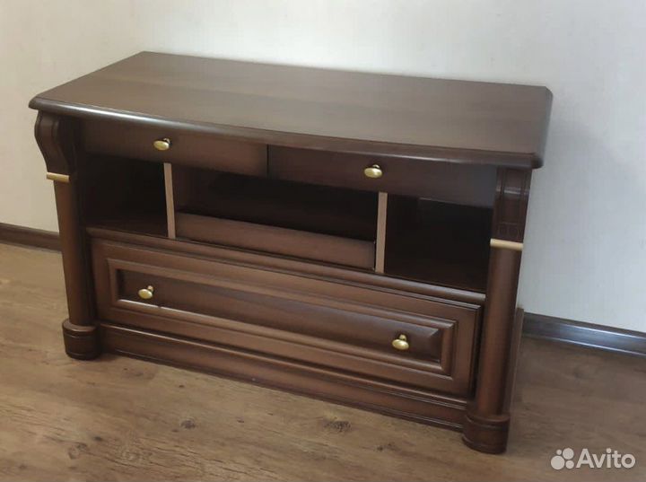Тумба под телевизор
