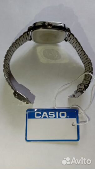 Часы casio quartz vintage white