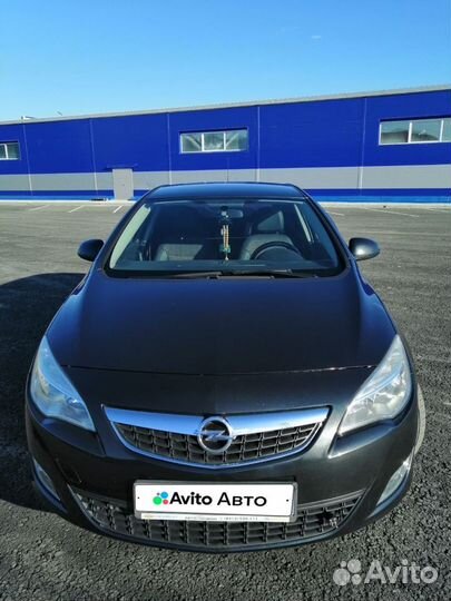 Opel Astra 1.6 МТ, 2012, 204 000 км